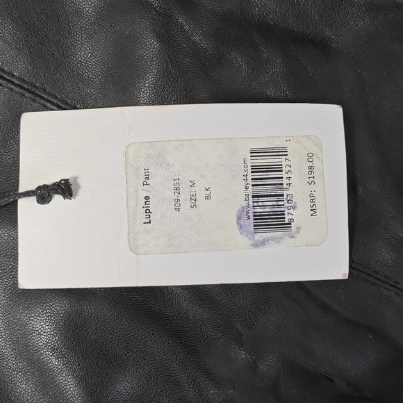 Bailey 44 Medium Black Faux Leather Metallic Crop Flare Hem Lupine Capri Pants - Picture 8 of 14